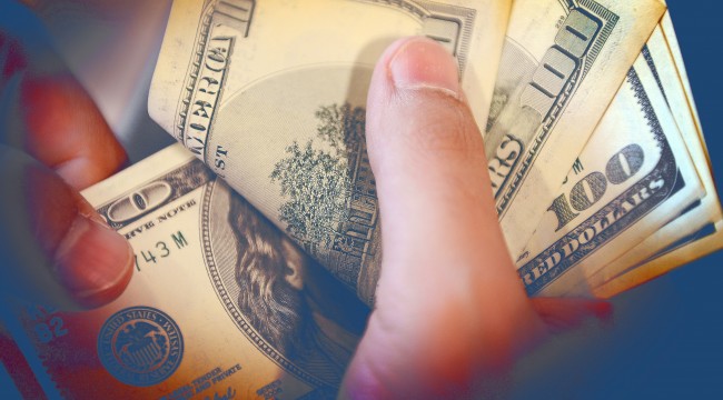 Şubat ayında ekonomide en çok dolar kuru konuşuldu