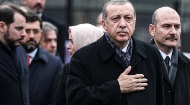 'Ak Parti' derin bir şekilde bölündü: Grubun başında Albayrak var'