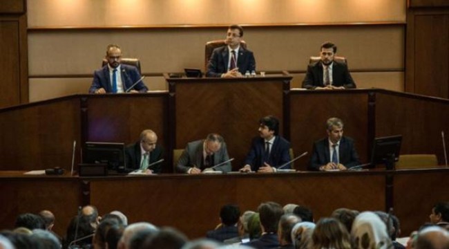 Ak Parti, İBB Meclisi'nde uyuşturucu ile mücadele konusunda geri adım attı