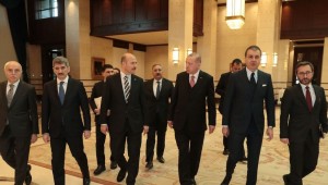 AK Parti kampa giriyor