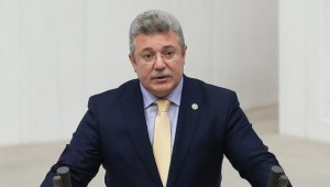 AK Partili Akbaşoğlu: Asgari ücretle geçinen 5 kişilik aile 3 öğün çay-simit tüketirse 1120 lira cebinde kalır