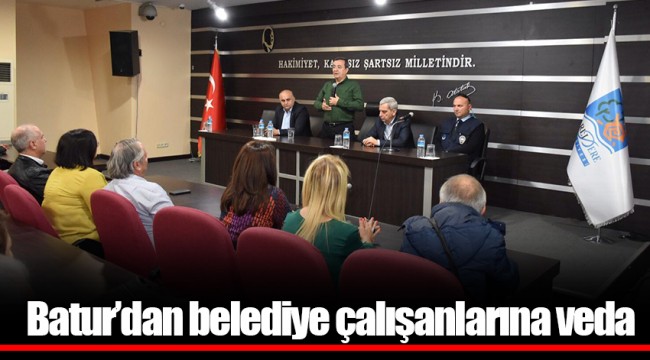 Batur’dan belediye çalışanlarına veda