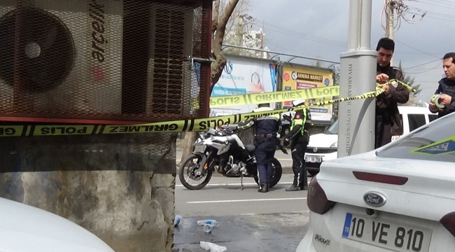 Benzin döküp kendini yakmaya kalkıştı, vatandaş kurtardı