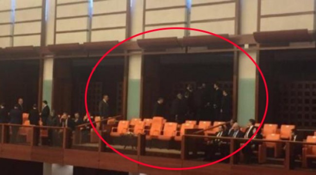 Buldan kürsüye çıktı, Erdoğan Kurul'u terk etti