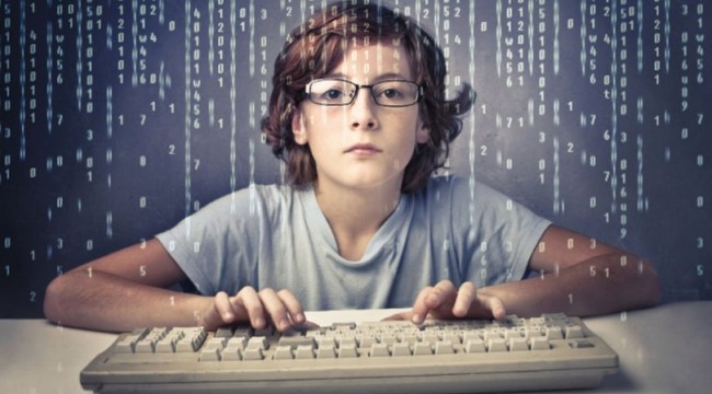 'Çocuklarınızı hacker olarak yetiştirmekten korkmayın!'