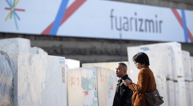 Dünyanın zirvesine emin adımlarla ilerliyor