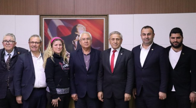 Genel Başkan Yardımcısı Kaya'dan Başkan Selvitopu'na tebrik ziyareti