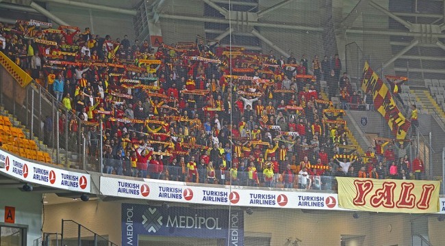 Göztepe Başakşehir'i İstanbul'da Devirdi!