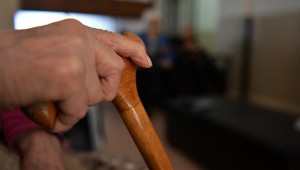 Huzurevlerinde kalma yaşını 65'e çıkarma hazırlığı