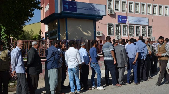 İşsizlikle mücadele için SGK primleri düşürülmeli