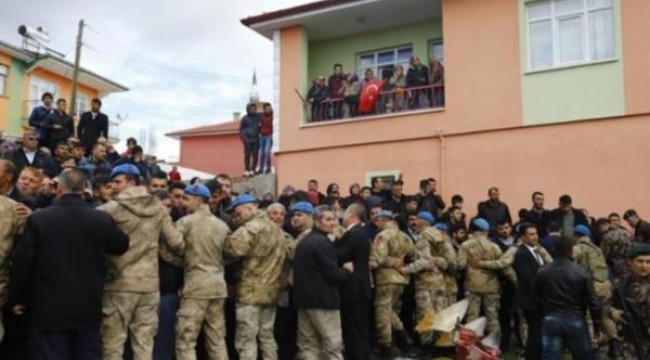 Kılıçdaroğlu'na saldırıda 'Yakın o evi' diyen kadın da gözaltında