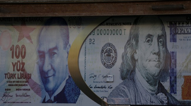 Mahfi Eğilmez: Dolar mı yükseldi TL mi düştü?
