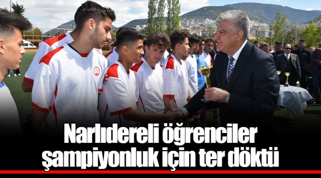 Narlıdereli öğrenciler şampiyonluk için ter döktü