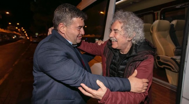 Oran: "Çeşme'de sevgi ve hoşgörüyü daim kılacağız"