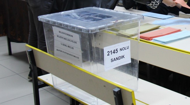 "Oy" kullanmaya giden 15 aranan şahıs yakalandı