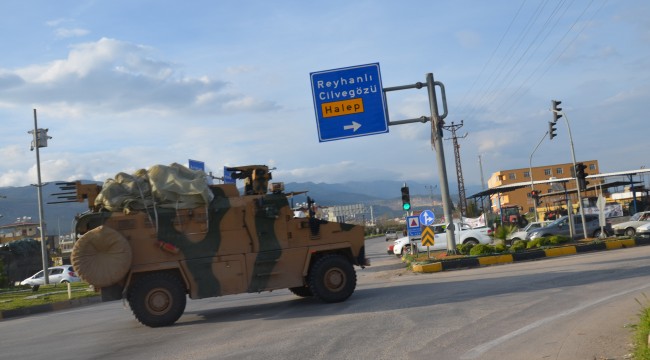 Suriye sınırına komando ve zırhlı araç sevkiyatı