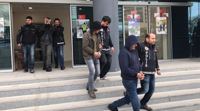 Uyuşturucu satacaklardı, narkotik polisi planlarını bozdu