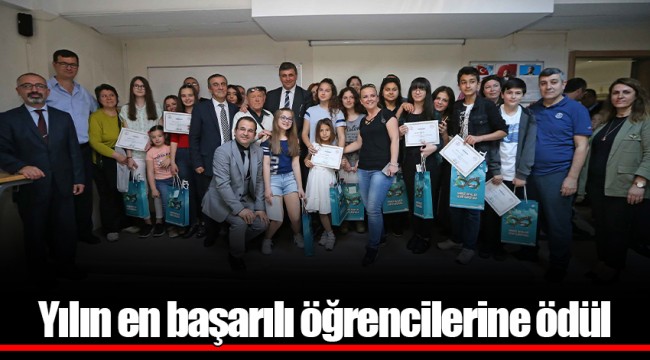 Yılın en başarılı öğrencilerine ödül