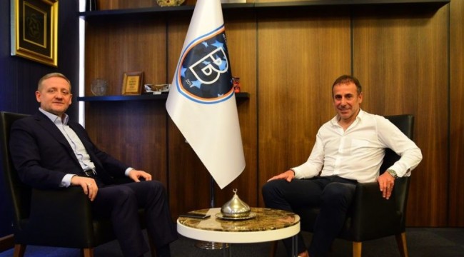 Başakşehir, Abdullah Avcı ile yollarını ayırdı