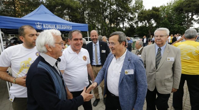 Batur, Atatürk Lisesi Pilav gününe katıldı