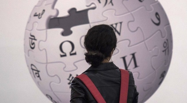 Çin Wikipedia'yı bütün dillerde engelledi