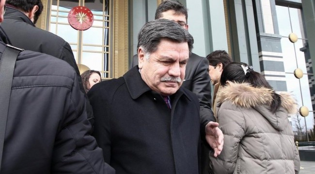 Eski AYM Başkanı Kılıç: YSK milyonlarca insanın seçme hakkını kullanılmaz duruma soktu