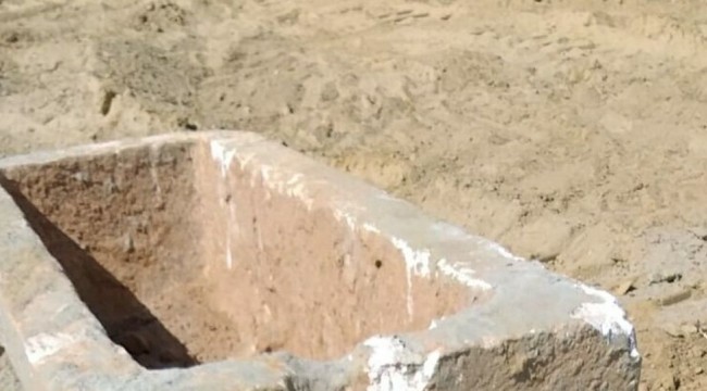 Hızlı tren inşaatı sırasında lahit bulundu
