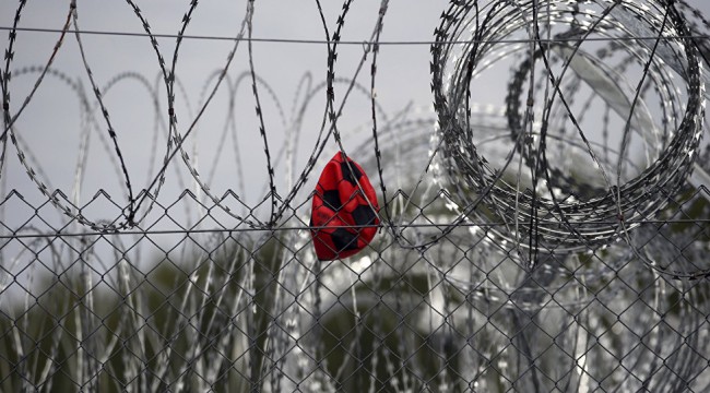 'Macaristan, göçmenleri aç bıraktı' iddiası