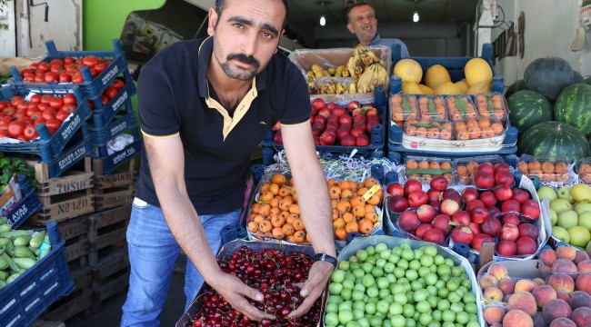 Meyve fiyatları düşüşe geçti