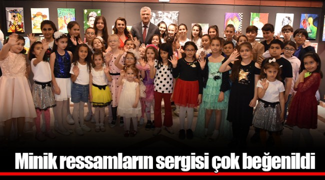 Minik ressamların sergisi çok beğenildi