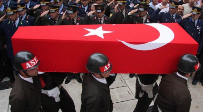 MSB: Hakkari sınır bölgesinde üç asker şehit oldu