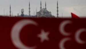 Optimar'dan din-inanç anketi: Yüzde 39 düzenli namaz kılıyor, oruç tutanların oranı yüzde 66