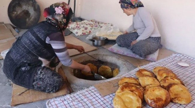 Sahur sofralarının vazgeçilmezi 'tandır ketesi'