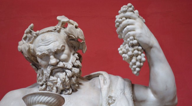 Şarap, dans ve doğurganlık tanrısı Dionysus 2000 yıl sonra bulundu: Başı mükemmel durumda