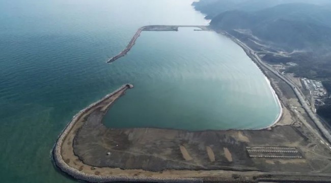 Türkiye’nin üç büyük limanından biri olan Filyos Limanı’nda sona doğru