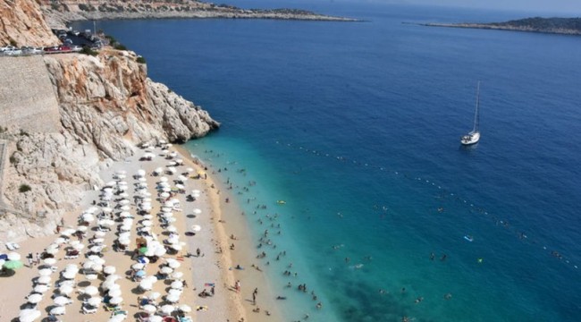 TÜROFED Başkanı Ayık: Turizmde 4 aylık rakamlar yeni rekorun habercisi