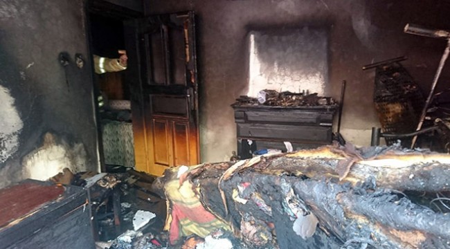 Tuzla'da çocukların evde çakmakla oyunu yangınla sonlandı