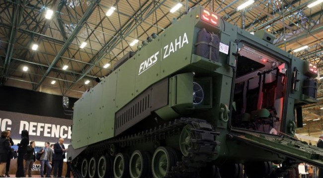 Zırhlı Amfibi Hücum Aracı tanıtıldı