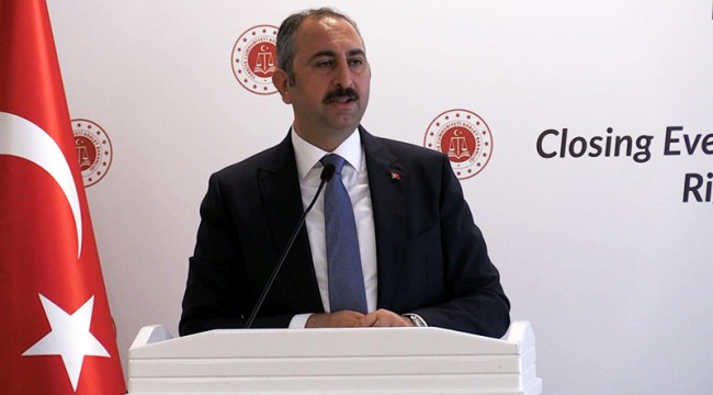 Adalet Bakanı Gül: Düşüncesinden dolayı hiç kimse bir gün bile cezaevinde kalmasın