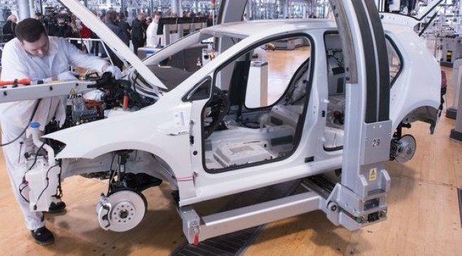Almanya'da fabrika siparişleri nisanda arttı