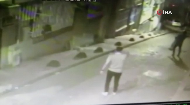 Beyoğlu'nda üvey baba dehşeti kamerada