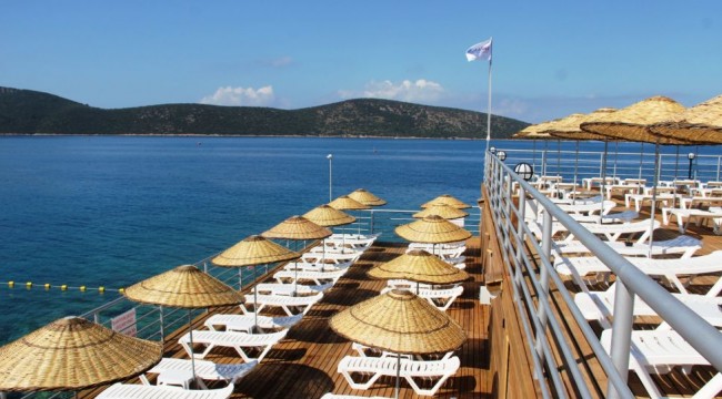 Bodrum Halk Plajı açıldı
