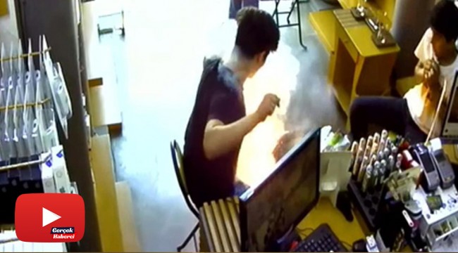 Cep telefonu bataryası bomba gibi patladı !