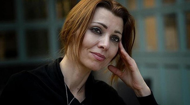Elif Şafak'tan pedofili iddialarına yanıt: Kurbanın yanında yer alıyorum, onun gözünden anlatıyorum