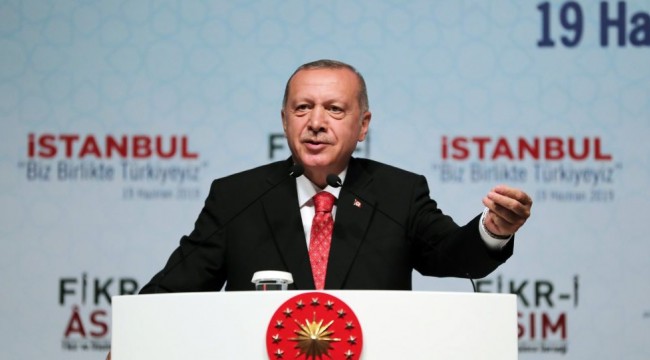 Erdoğan: Bir tarafta Cumhur İttifakı, diğer tarafta terör örgütleri zihniyetinin destek verdiği Millet İttifakı