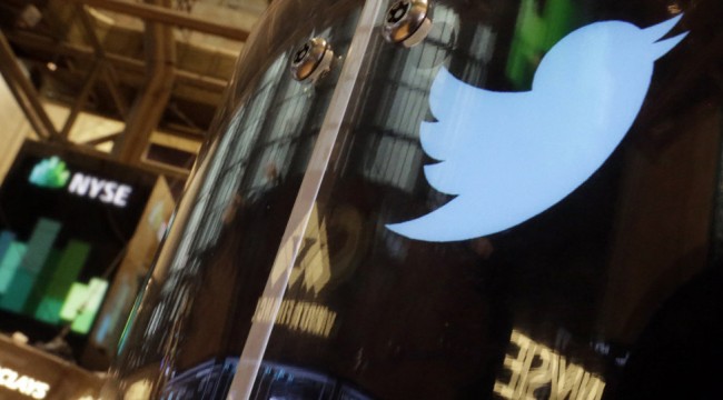 İstismar, taciz ve şiddet tehditleri içeren mesajlar paylaşan siyasilere Twitter'dan 'uyarı etiketi'