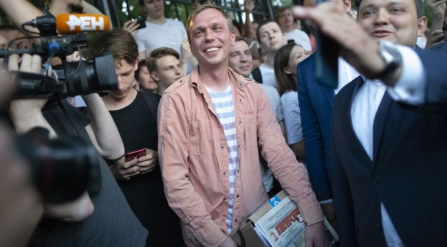 Serbest bırakılan Rus araştırmacı gazeteci Golunov, popülerlikten rahatsız