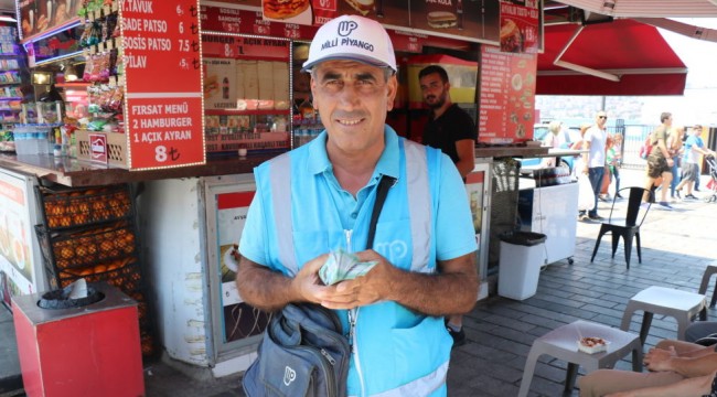 70 milyonluk bileti satan seyyar satıcı: Gelsin Türkiye’de millete faydalı olsun, bir nebze de olsa işsizliği azaltır