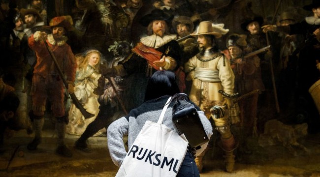 Askeri operasyon gibi: Rembrandt'ın 'Gece Devriyesi' tablosunun restorasyon süreci başladı