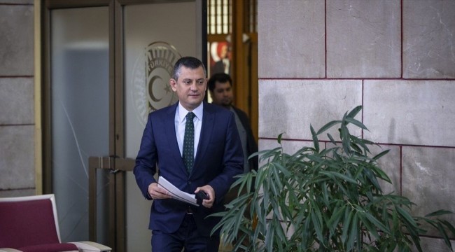 CHP'den belediye başkanları için yasa teklifi: Akrabalar işe alınmasın, ikinci maaş yasaklansın